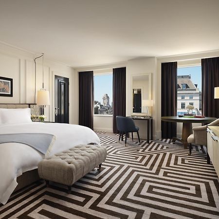 찬서리 코트 호텔, 런던 외부 사진 A guest room at The London West Hollywood