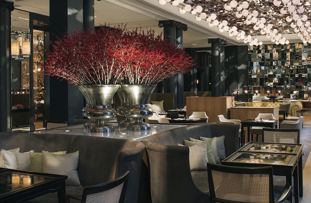 찬서리 코트 호텔, 런던 외부 사진 The interior of the restaurant